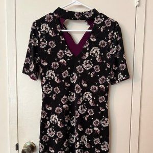 ***New w/Tags $110 REVERSIBLE Floral White House Black Market Dress Size XS***